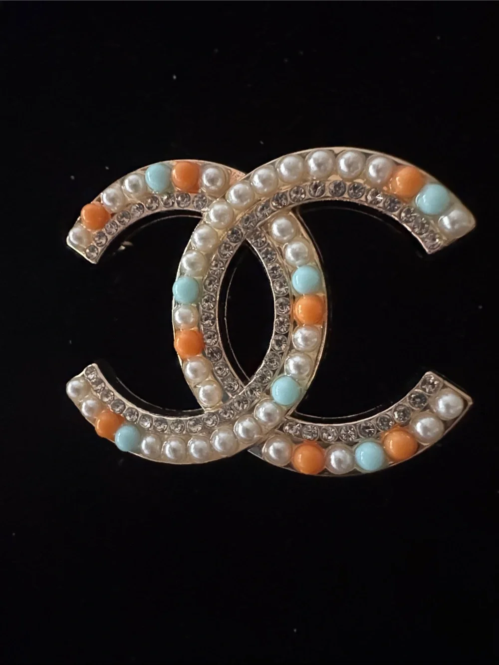 Brooch pin Interlocking -